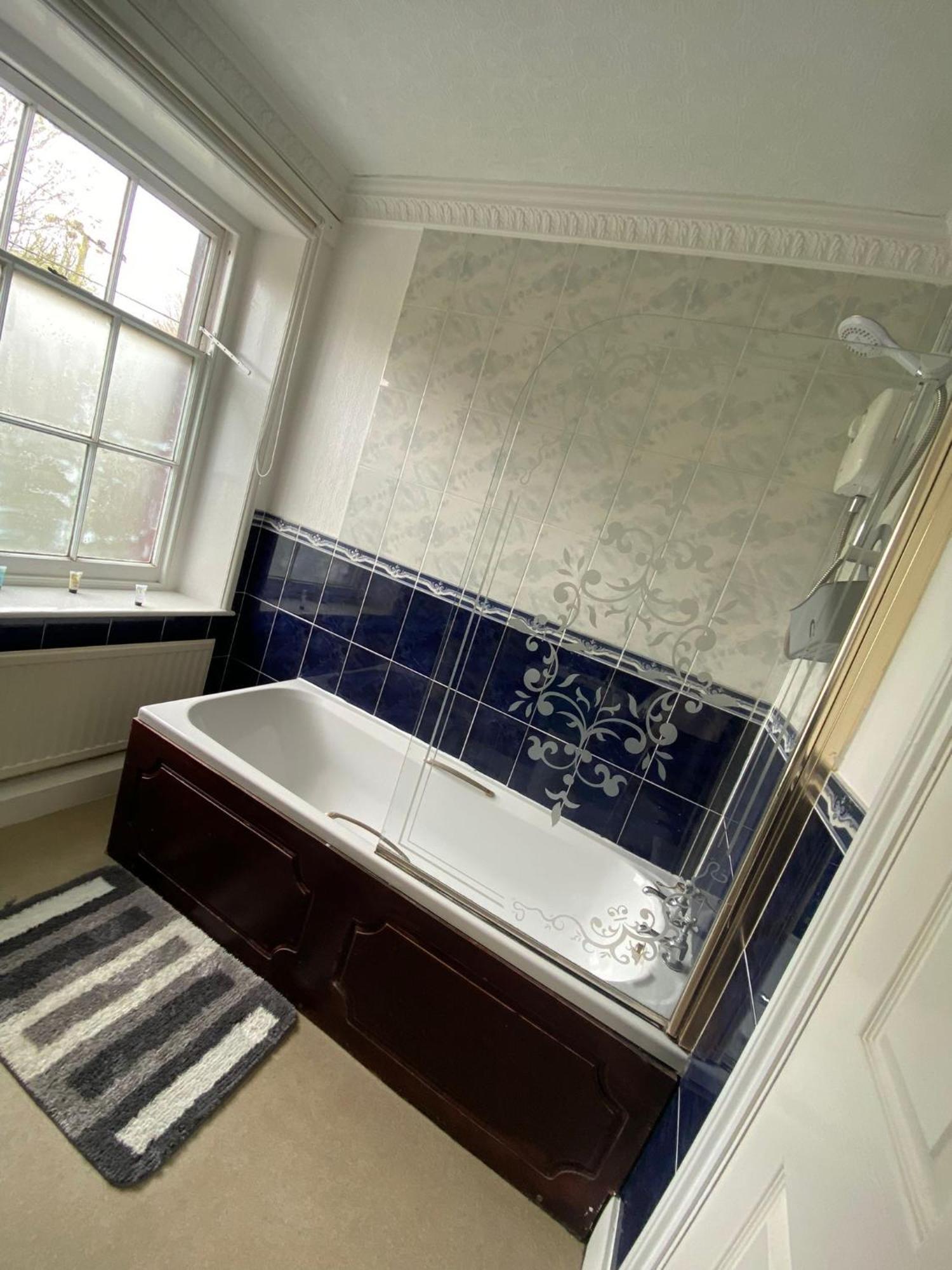 The Penruddocke Arms Bed & Breakfast Dinton  Bagian luar foto