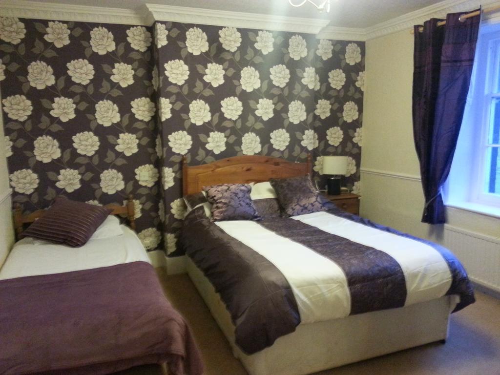 The Penruddocke Arms Bed & Breakfast Dinton  Ruang foto