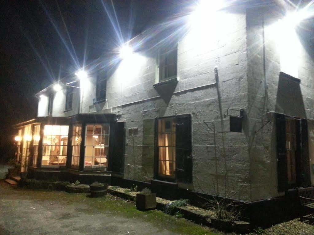 The Penruddocke Arms Bed & Breakfast Dinton  Bagian luar foto